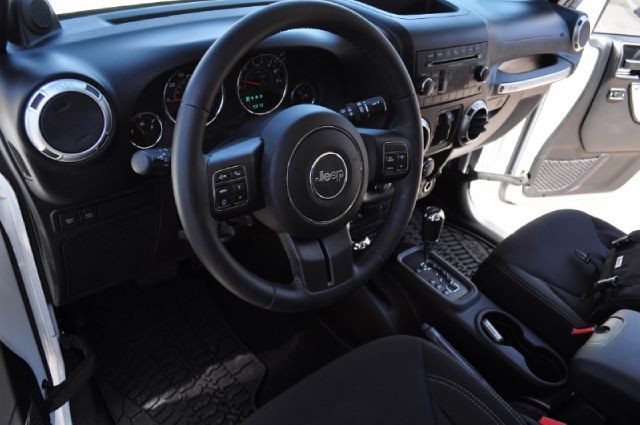 2013 Jeep Wrangler X-cab Sport