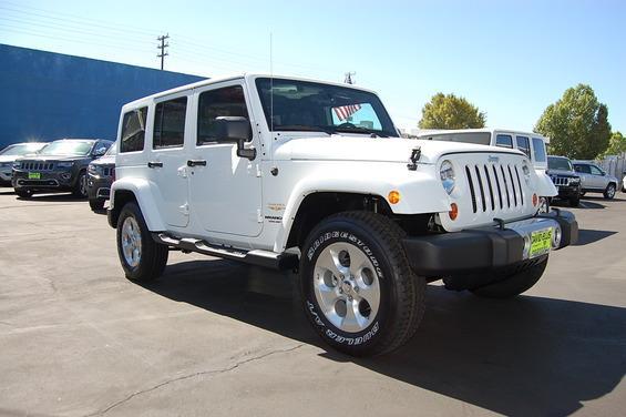 2013 Jeep Wrangler 1500 Extended Cargo Clean