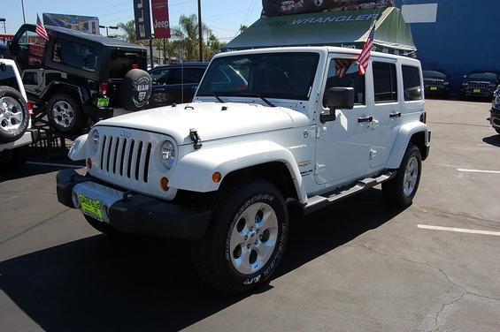 2013 Jeep Wrangler 1500 Extended Cargo Clean