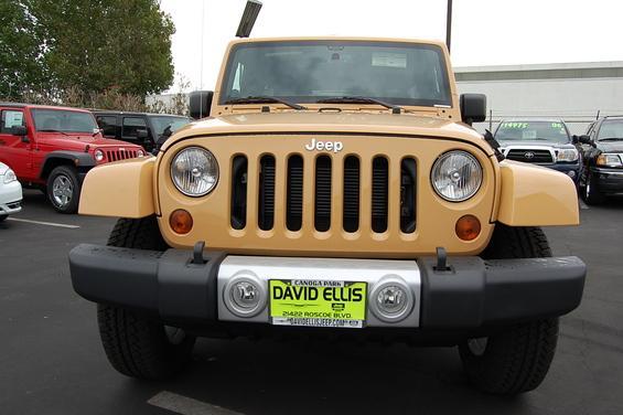 2013 Jeep Wrangler 1500 Extended Cargo Clean