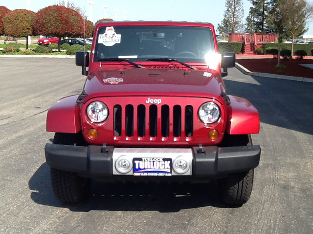 2013 Jeep Wrangler HB Manual SPEC (natl)