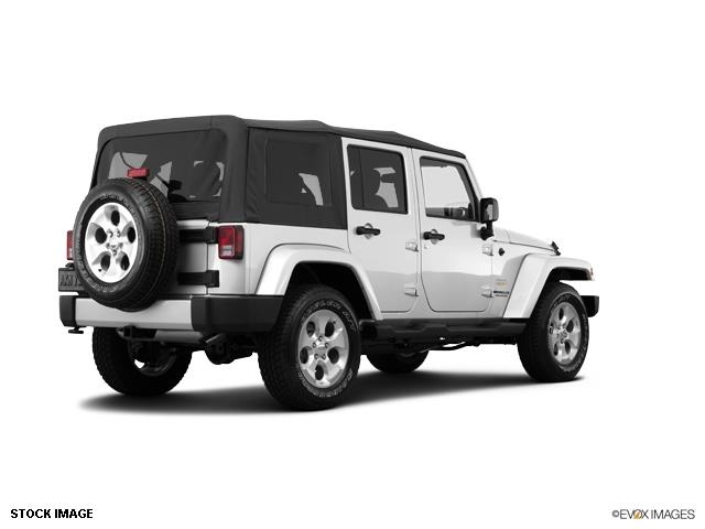 2014 Jeep Wrangler SLT W/ Navigation/sunroof