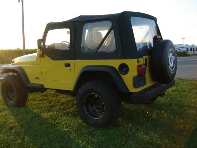 2000 Jeep Wrangler Unlimited SE