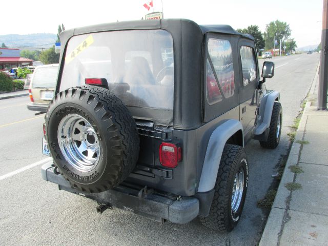 2002 Jeep Wrangler Unlimited SE