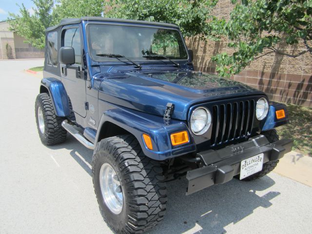 2005 Jeep Wrangler Unlimited 323i Automatic Sedan