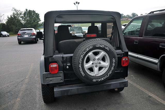 2006 Jeep Wrangler Unlimited SW2