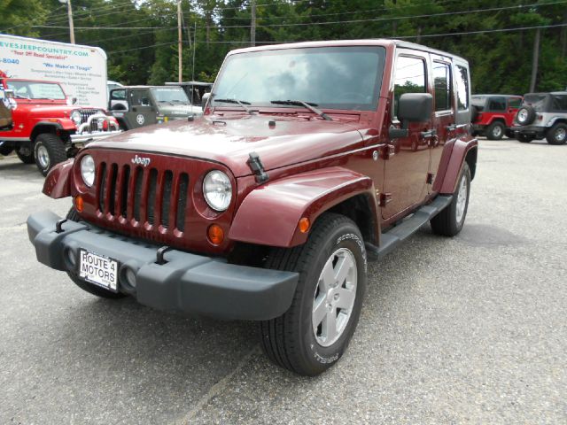 2007 Jeep Wrangler Unlimited 1500 Extended Cargo Clean