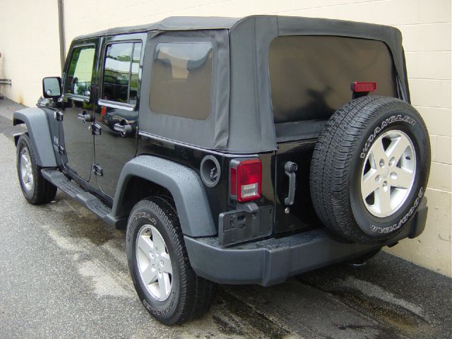 2007 Jeep Wrangler Unlimited 1500 Extended Cargo Clean