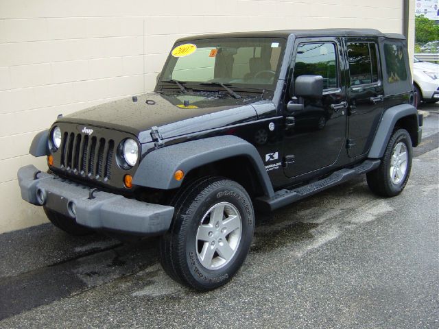 2007 Jeep Wrangler Unlimited 1500 Extended Cargo Clean