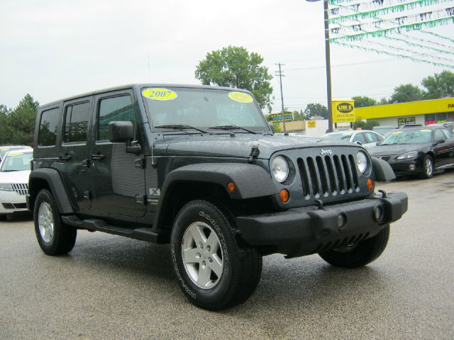 2007 Jeep Wrangler Unlimited 1500 Extended Cargo Clean