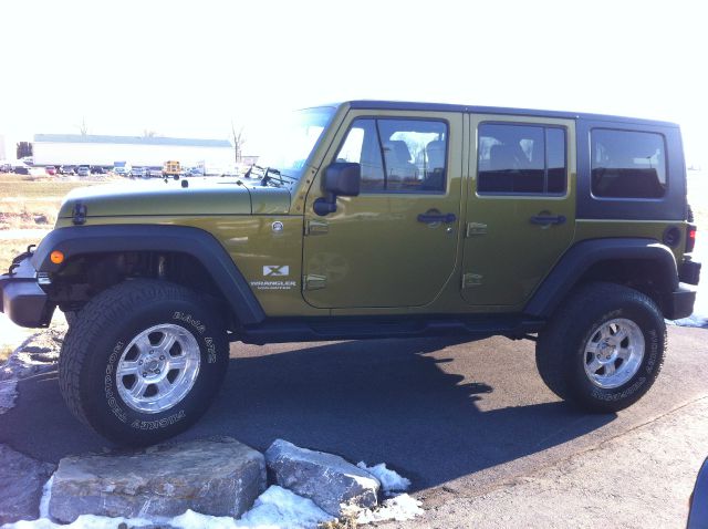 2008 Jeep Wrangler Unlimited 1500 Extended Cargo Clean