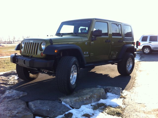 2008 Jeep Wrangler Unlimited 1500 Extended Cargo Clean