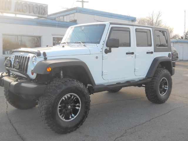 2008 Jeep Wrangler Unlimited 1500 Extended Cargo Clean