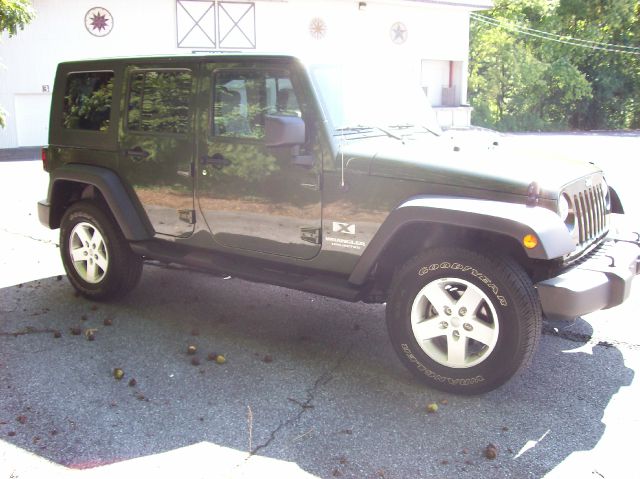 2008 Jeep Wrangler Unlimited Sport - Premium 3RD SEAT