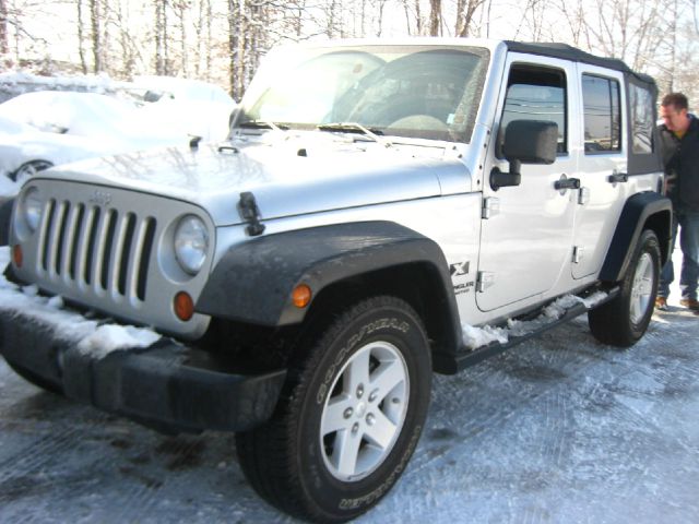 2008 Jeep Wrangler Unlimited ST Club Cab 8-ft. Bed 4WD