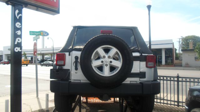 2008 Jeep Wrangler Unlimited 1500 Extended Cargo Clean