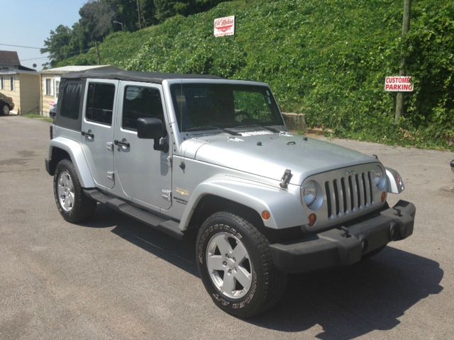 2008 Jeep Wrangler Unlimited 1500 Extended Cargo Clean