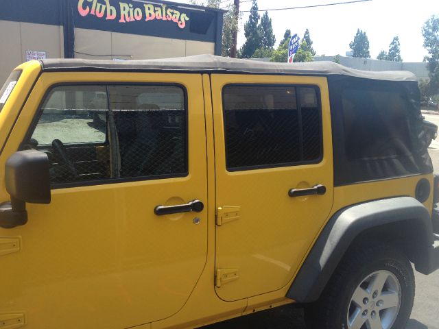 2008 Jeep Wrangler Unlimited 1500 Extended Cargo Clean