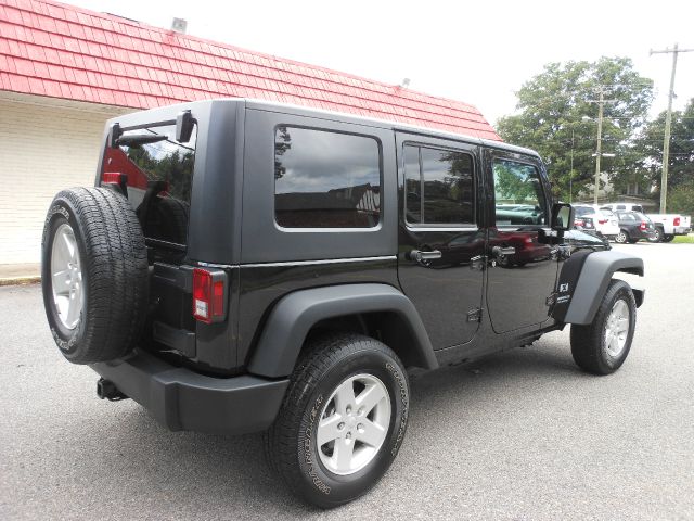 2008 Jeep Wrangler Unlimited 1500 Extended Cargo Clean