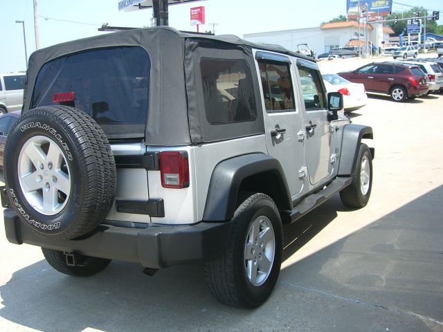 2008 Jeep Wrangler Unlimited 1500 Extended Cargo Clean