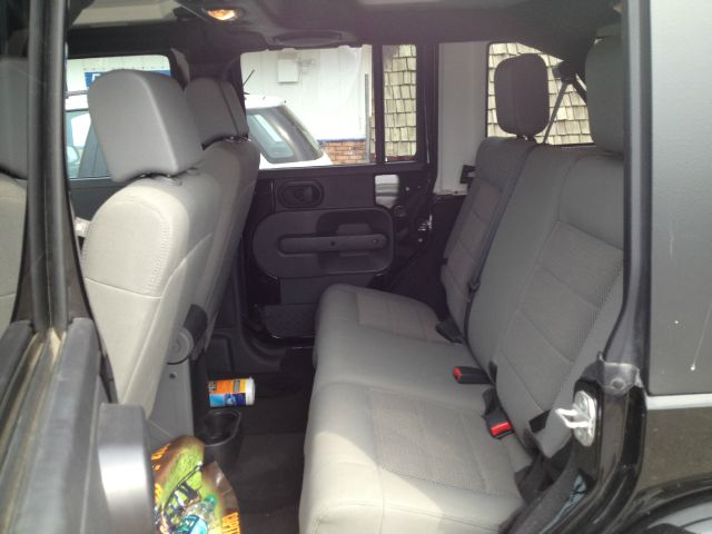 2008 Jeep Wrangler Unlimited 1500 Extended Cargo Clean