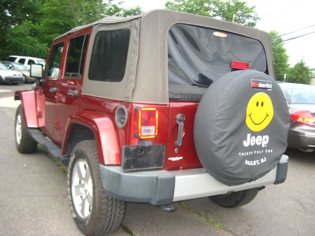 2009 Jeep Wrangler Unlimited 1500 Extended Cargo Clean