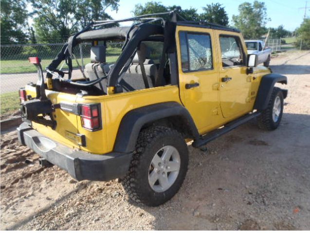 2009 Jeep Wrangler Unlimited 1500 Extended Cargo Clean