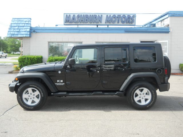 2009 Jeep Wrangler Unlimited 1500 Extended Cargo Clean