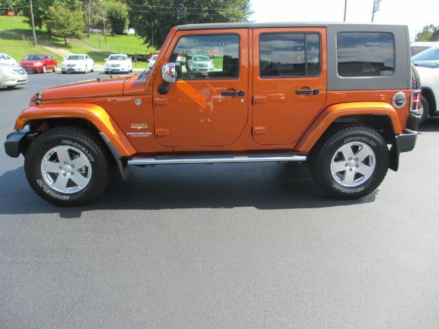 2010 Jeep Wrangler Unlimited 1500 Extended Cargo Clean