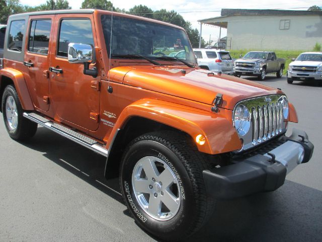 2010 Jeep Wrangler Unlimited 1500 Extended Cargo Clean