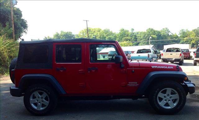 2010 Jeep Wrangler Unlimited 740il Navigation