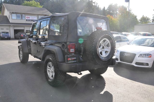 2010 Jeep Wrangler Unlimited 740il Navigation