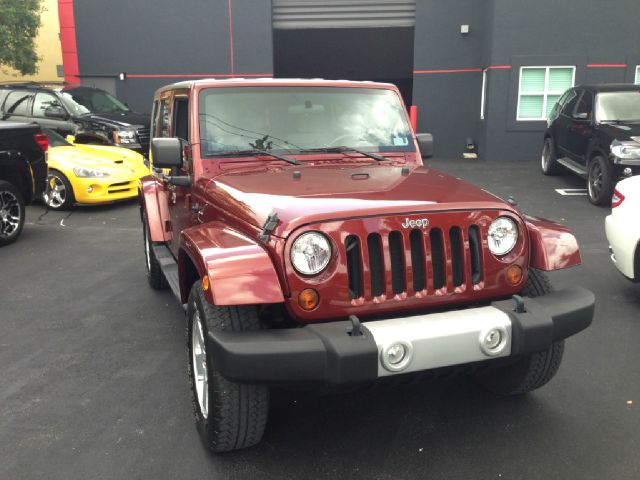 2010 Jeep Wrangler Unlimited 1500 Extended Cargo Clean