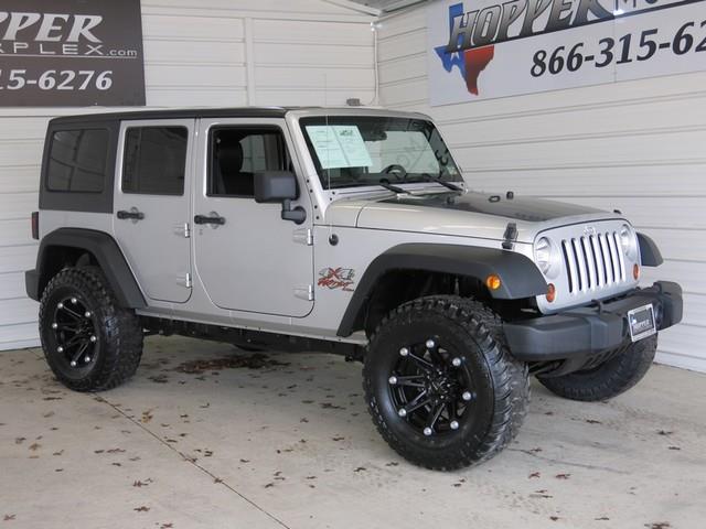 2011 Jeep Wrangler Unlimited Nav-awd-2 Tv/dvd IN Headrests-quads-third-moon-6 C