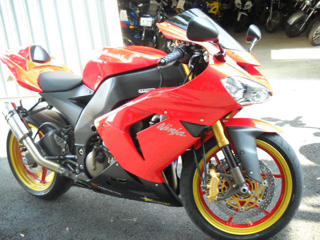 2005 Kawasaki ZX10R XL SLT 2WD