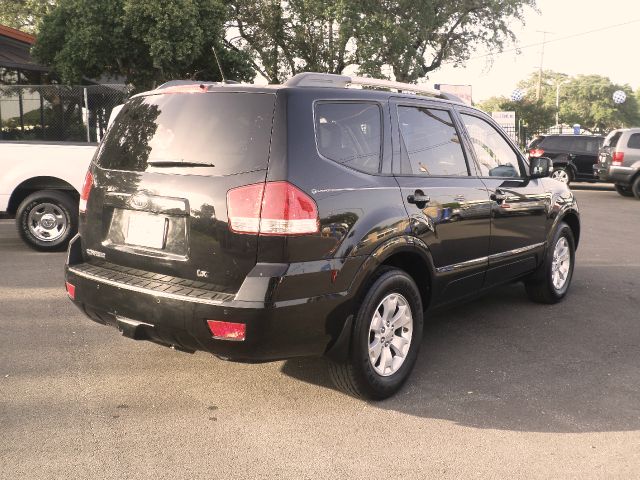 2009 Kia Borrego 5dr HB Auto