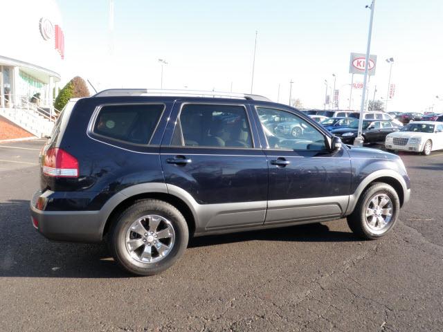 2009 Kia Borrego Open-top