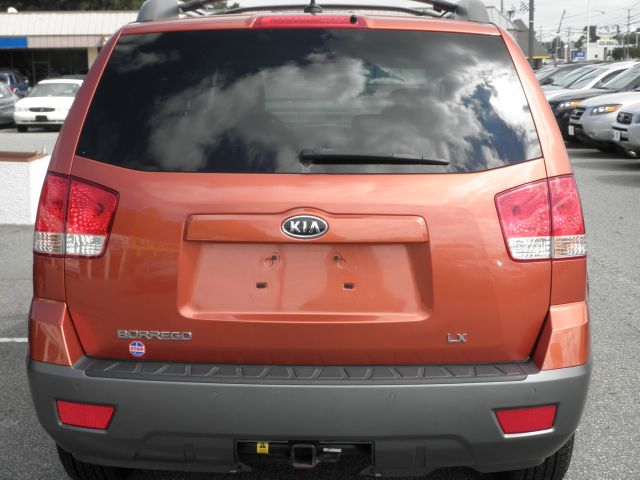 2009 Kia Borrego GT Moonroof