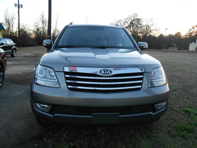 2009 Kia Borrego 5dr HB