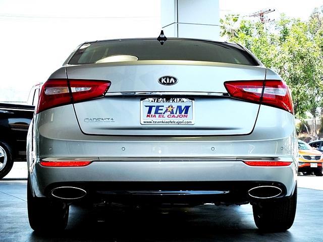 2014 Kia Cadenza Premium