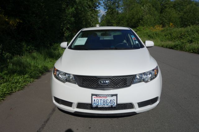 2010 Kia Forte Elk Conversion Van