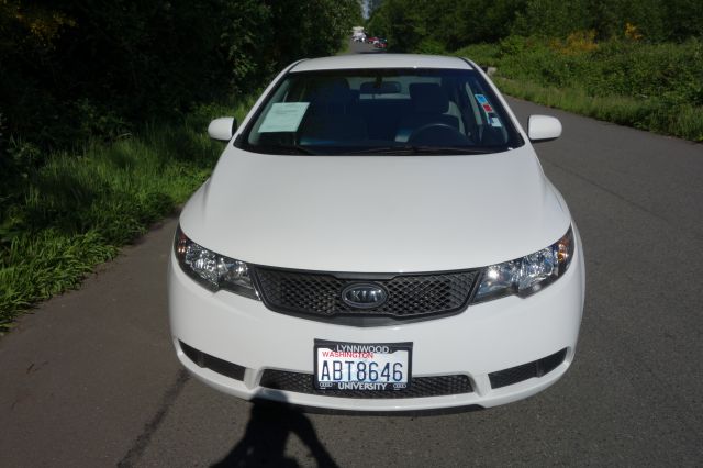 2010 Kia Forte Elk Conversion Van