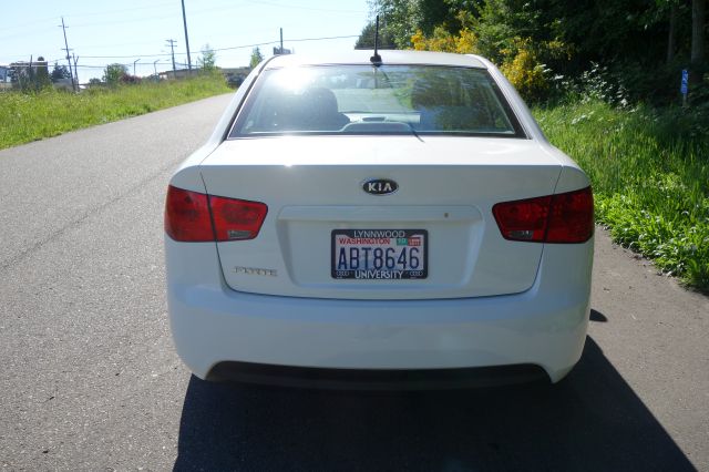 2010 Kia Forte Elk Conversion Van