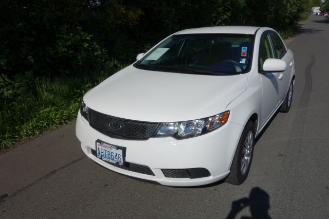 2010 Kia Forte Elk Conversion Van