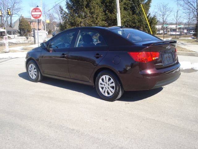 2010 Kia Forte Open-top