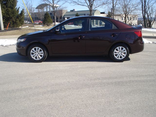 2010 Kia Forte Open-top