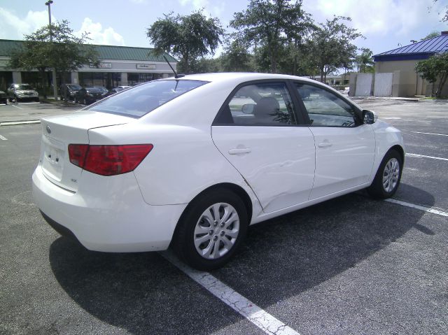 2010 Kia Forte Open-top