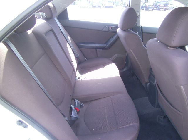 2010 Kia Forte Open-top