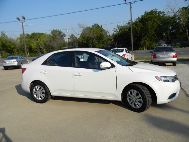 2010 Kia Forte Open-top