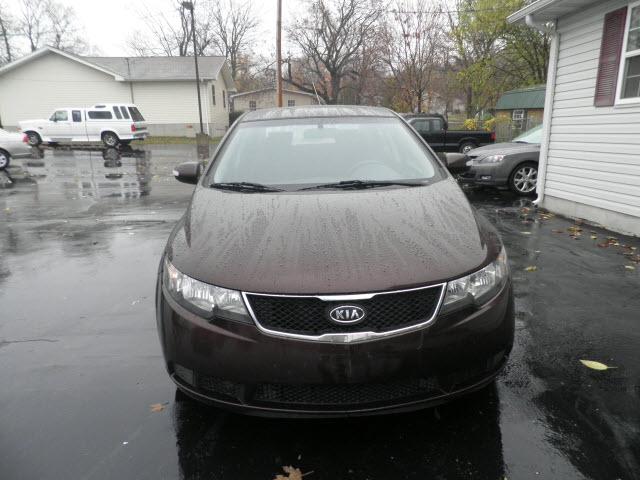 2010 Kia Forte Open-top